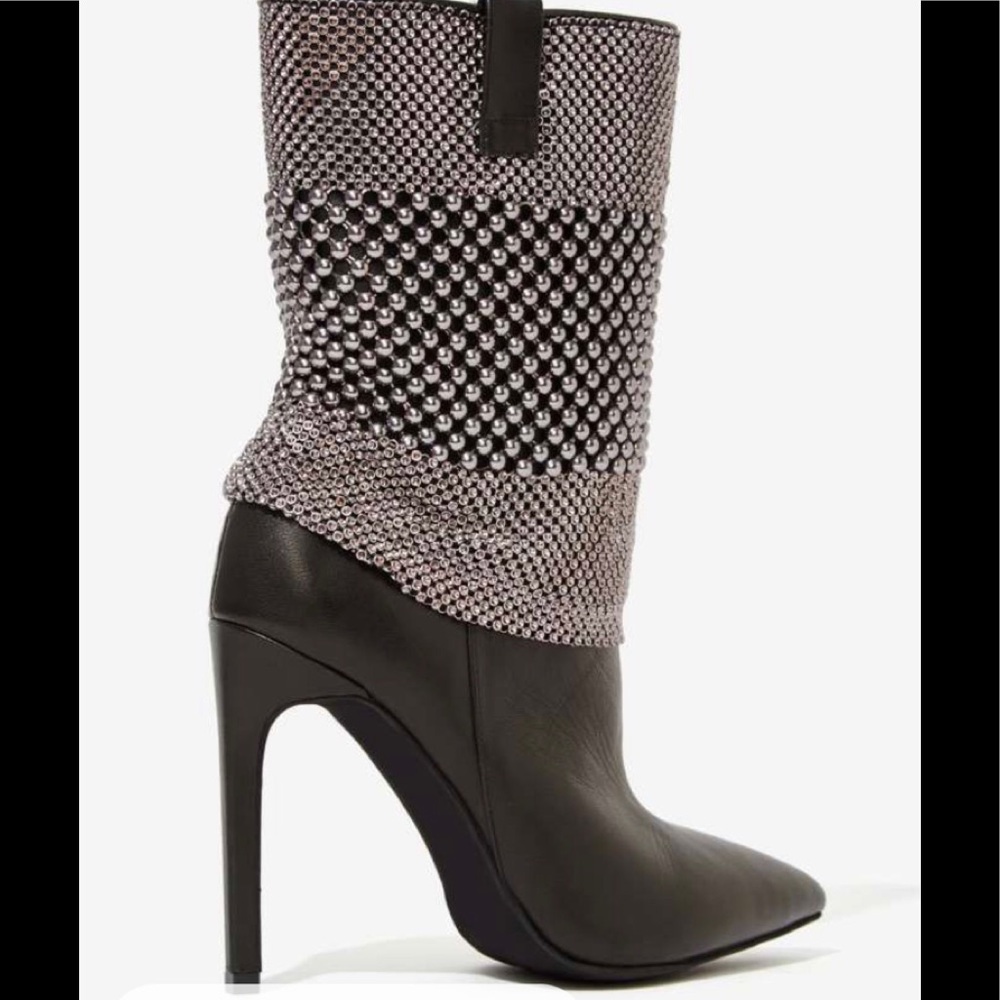 Genuine Leather Boot in Black 
Jeffrey Campbell